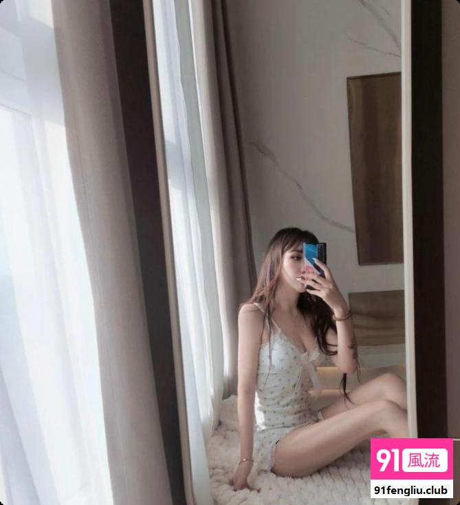 风骚水嫩美少女